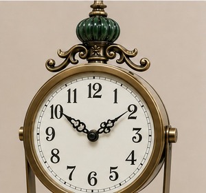 Horloge murale classique de luxe vintage antique, horloge décorative ornementale pour cheminée, mécanique, silencieuse, sonnerie horaire, en métal - Product Image 4