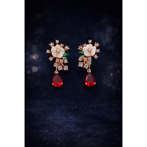 Collier chaîne pendentif floral plaqué or rose avec diamants multicolores, design élégant et vintage pour femme, idéal pour les soirées - Product Image 3