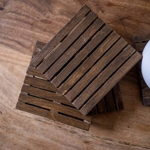 Ensemble de 8 dessous-de-verre ronds en bois de noyer de qualité supérieure, écologiques, design rustique personnalisé, pour boissons, taille 10 cm - pour restaurants - Product Image 3