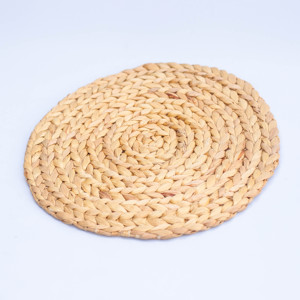 Natural Water Hyacinth Placemat – Hand-Woven Round Coaster in Nordic Decor Style - Product Image 3