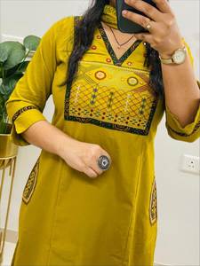 Rayon Slub Embroidered <b>Three</b> Piece Ethnic Set Women Top Bottom Pair with Mul Printed Dupatta Stylish Kurti Pant Outfit 45 Inch - Product Image 6