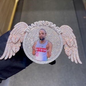 Colgante Conmemorativo, Colgante Conmemorativo Con Foto Personalizada, Colgante Con Imagen De Moissanita Para Hombre, Colgante De Ala De Ángel - Product Image 4