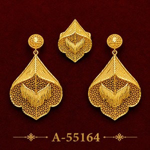 Boucles d'oreilles classiques plaquées or 24 carats avec motif floral pour femmes, bijoux de mariage A-55158 - Product Image 5