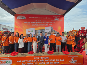 Huile de transmission NPOIL - TITAN 50W Bidon 18L Seau 18L Fût 200L Lubrifiants industriels de haute qualité du Vietnam Additifs Premium - Product Image 5