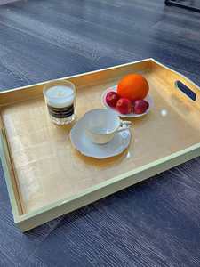 Bandeja Decorativa Premium con Borde Festoneado, Bandeja de Madera Lacada Pintada a Mano, Bandeja para Servir, Regalo de Boda - Product Image 5