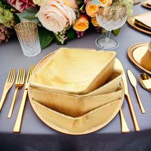 Feuille d'areca de qualité supérieure Ustensiles de cuisine écologiques Gravure de motifs végétaux uniques sur des plats et assiettes essentiels - Product Image 1