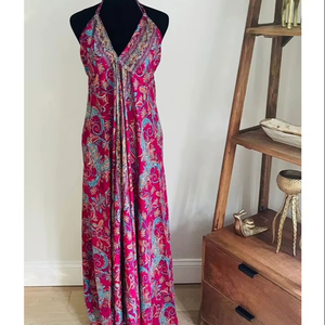 Robe longue en soie recyclée pour femmes, robe maxi florale, cadeau pour elle - Product Image 1