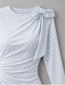 Vestido ajustado transpirable con lazo, fabricante de ropa OEM ODM de Vietnam, ropa de mujer, etiqueta personalizada, tela personalizada, ropa al por mayor - Product Image 4