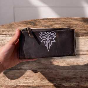 Luxury Style Beaded Boot Stitch Rustic Leather Womens <b>Wallet</b> Three Folded Double Id Window Multi Card Holder Zipper <b>Wallet</b> sets - Product Image 3
