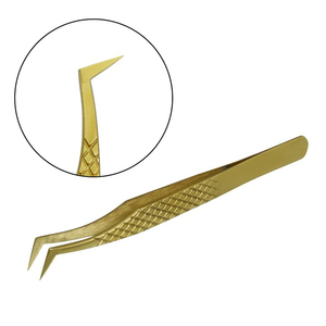 Pince à cils, accessoire de beauté pour l'application et le coiffage des cils. Pince à cils professionnelle pour les soins de beauté. - Product Image 3