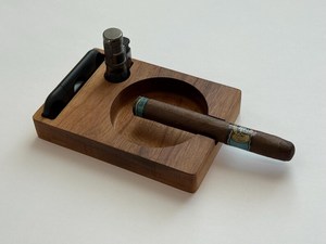 Cenicero de Madera Hecho a Mano, Artículo de Decoración Rústica para el Hogar - Product Image 4
