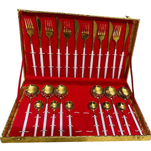 Juego de Cubiertos Modernos de Acero Inoxidable con Acabado Dorado Espejo, Duraderos y Aptos para Lavavajillas, para Hogar, Cocina y Restaurante, a Buen Precio - Product Image 1