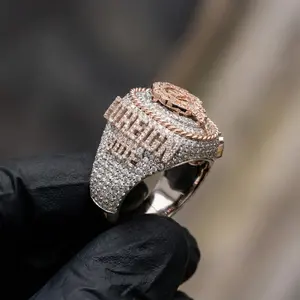 Anillo de Plata de Ley Maciza Chapado en Oro Amarillo y Oro Rosa con Diamante Moissanita, Diseño Personalizado con Nombre, Anillo de Lujo para Hombre y Mujer - Product Image 4