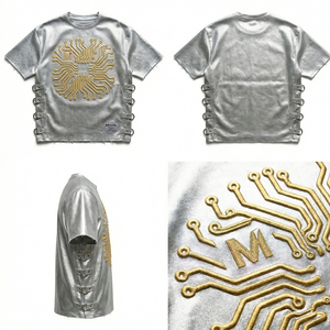 Camiseta gráfica oversize de lujo moderna, estilo streetwear y techwear, con diseño futurista de circuitos, de MALUZA INDUSTRIES. - Product Image 6