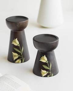Magnifique ensemble de 2 bougeoirs en bois, support décoratif unique pour bougies, pour la décoration de la maison, les fêtes de Pâques, à prix avantageux - Product Image 4