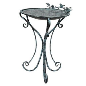 Bain d'oiseaux vintage en fer noir pour jardin, avec piédestal en métal décoratif et figurines d'oiseaux - Product Image 6