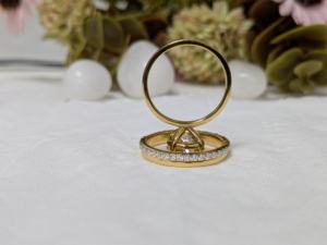 Ensemble de mariage en or jaune massif 10k/14k avec diamant de laboratoire rond de 2,20 carats pour femme, ensemble de bague de fiançailles - Product Image 2