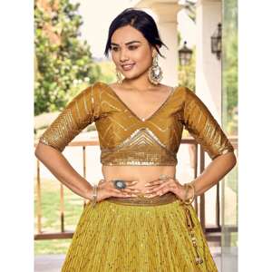 Increíbles Lentejuelas Amarillas Chinon Haldi Wear Lehenga Choli Con Dupatta - Product Image 1