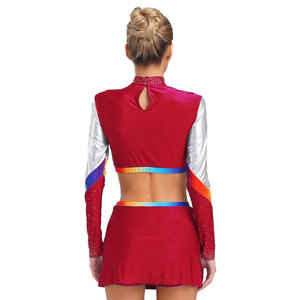Uniforme de cheerleading pour jeunes groupes, personnalisé par Solid Trader, avec impressions sublimées vives, structure souple, avantage concurrentiel et design élégant - Product Image 3