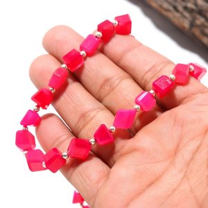 สร้อยคอประดับลูกปัดหินแคลเซโดนีสีชมพูสดแบบเจียระไน งานแฮนด์เมด เครื่องประดับอัญมณีแคลเซโดนี สร้อยคอหินประจำเดือนมิถุนายน ดีไซน์หรูหรา - Product Image 3
