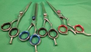 Ciseaux de coiffure professionnels en acier inoxydable, très vendus, pour la coupe et le coiffage, à lame rasoir, pour effiler, couleur or, pour droitiers - Product Image 4