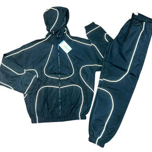 Conjunto Deportivo Unisex Casual con Capucha y Cierre de Cremallera, Chaqueta Cortavientos de Nailon 2 en 1, Talla Grande, Transpirable y de Secado Rápido - Product Image 2