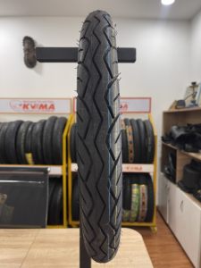 ยางรถจักรยานยนต์ KUMA K110 ผลิตในเวียดนาม ขายดี ทนทาน ยางใหม่ ผลิตจากยางธรรมชาติ + ไนลอน 4PR/6PR/8PR 20000 กม. รับประกัน 12 เดือน สีดำ - Product Image 5