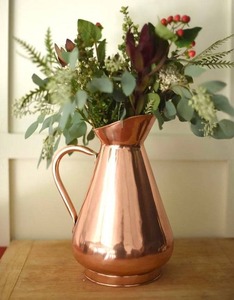 Vase en cuivre avec poignée, style vintage, décoration d'intérieur, récipient à fleurs écologique - Product Image 6