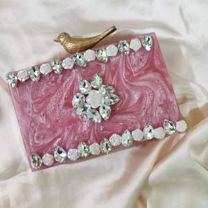 Elegante Bolso de Mano de Resina de Cristal de Lujo para Damas, Accesorio de Moda - Product Image 1