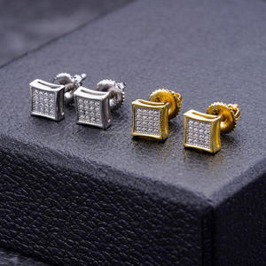 Deslumbrantes Pendientes de Diamantes Cuadrados Cultivados en Laboratorio, Chapados en Oro sobre Plata de Ley 925, Colección de Joyería de Lujo - Product Image 1