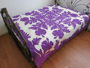 Couvre-lits Kantha Hawaïens Tendance et Très Vendus, Brodés Violets, 100% Coton, Style Vintage, Faits Main, Écologiques et Rafraîchissants - Product Image 4