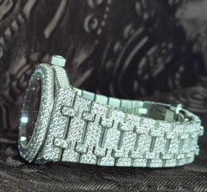 Reloj Analógico de Lujo con Cristales de Moissanita y Diamantes, Estilo Hip Hop, Antiguo y de Moda, para Profesionales, en Venta - Product Image 5