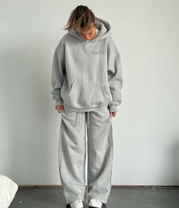 Conjunto Deportivo Personalizado 100% Algodón para Mujer, Sudadera Holgada y Pantalones Deportivos Anchos y Suaves de Talla Grande - Product Image 1