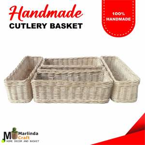 Cesta de mimbre artesanal para cubiertos - Product Image 1
