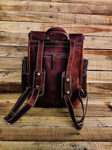 Sac à dos en cuir véritable de vachette, grande capacité, pour ordinateur portable, avec sangle, idéal pour les voyages d'affaires - Vente en gros - Product Image 3