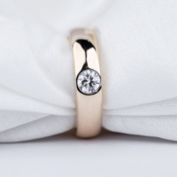 Anillo de Compromiso Certificado por IGI de 0.30 Quilates, Talla 6.5US para Hombre, 7.840 g, Oro Blanco de 18K, Diamante de Corte Brillante Redondo, Joyería de Lujo