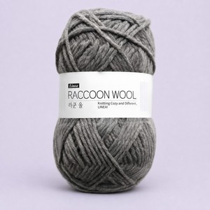 เส้นด้ายขนแรคคูนที่ละเอียดกว่า ผลิตจากการผสมขนสัตว์และขนแรคคูน มีน้ำหนัก 95 กรัมต่อม้วน สำหรับถักไหมพรม - Product Image 5