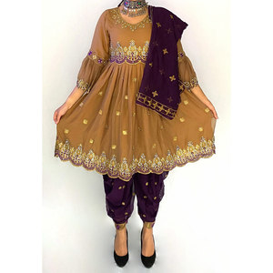 Robe afghane pour femmes, tenue musulmane traditionnelle élégante, vêtements ethniques brodés à manches longues, coupe ample, tenue modeste et confortable - Product Image 1