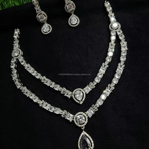 Classic American Diamond Bridal Jewelry <b>Set</b> Two-Piece <b>Necklace</b> <b>and</b> <b>Earrings</b> for Wedding Fashionable Classic Style - Product Image 1