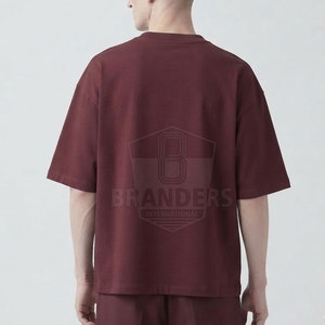 เสื้อยืดดีไซน์เนอร์ทรงโอเวอร์ไซส์สำหรับผู้ชาย ผ้าคุณภาพพรีเมียม สวมใส่สบาย ทรงหลวมมีสไตล์ เหมาะสำหรับแฟชั่นสตรีทแวร์ในชีวิตประจำวัน - Product Image 4