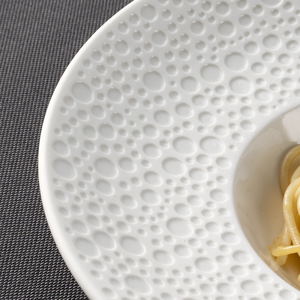Service de vaisselle en <span class=keywords><strong>porcelaine</strong></span> haute température YAYU – Assiettes à pâtes blanches gravées pour hôtels, <span class=keywords><strong>design</strong></span> personnalisé, en céramique pour restaurants - Product Image 4
