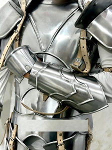 Armure complète médiévale de chevalier antique en acier gothique gaufré, avec gorget, tasset et protège-poignets pour cosplay et Halloween - Product Image 5