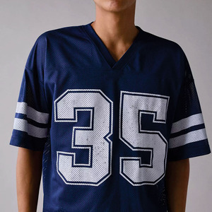 เสื้อฟุตบอลอเมริกันผู้ชายสั่งทำขายส่ง ทรงโอเวอร์ไซส์ ระบายอากาศได้ดี ผลิตจากโพลีเอสเตอร์ คอวี เสื้อซ้อม ผลิตจำนวนมากแบบ OEM - Product Image 2