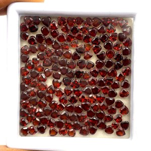 Granates naturales de 4 mm con corte en forma de corazón, piedras preciosas facetadas, granates calibrados, piedras sueltas para la fabricación de joyas, precio al por mayor, suministros a granel. - Product Image 5