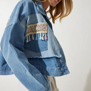 Veste en jean polaire pour femme, imperméable, brodée en peau de mouton, style décontracté, prix abordable, personnalisable, vente en gros pour l'hiver - Product Image 2