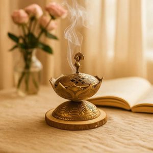 Quemador de Incienso de Metal Ecológico Pulido a Mano para Velas de Té, con Acabado Liso y Brillante, para Uso Religioso, Precio al por Mayor, India - Product Image 1