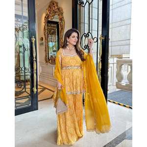 Conjunto de Top y Pantalón Amarillo para Mujer de LC Designer con Dupatta, 850g, Talla Única, para Fiestas - Product Image 6