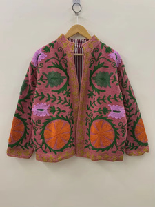 เสื้อแจ็คเก็ตบอมเบอร์ผ้าฝ้ายปักลายซูซานีสวยงาม งานแฮนด์เมด ลายดอกไม้สีสันสดใส ราคาขายส่ง - Product Image 1