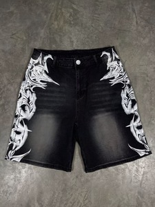 Shorts imprimés noirs pour hommes, motif patchwork, taille mi-haute, style urbain, fermeture boutonnée, coupe-vent, infroissable, respirant, en tissu de coton - Product Image 5