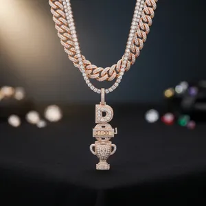 Colgante de Diamante Moissanite con Letra D y Dije de Trofeo, Corte Redondo, Micro Pavé, Chapado en Oro Sólido, Estilo Hip Hop, Joyería para Hombre - Product Image 3